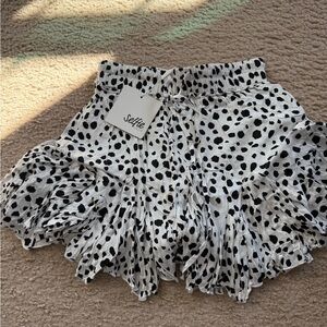 Selfie Leslie Black and White Ruffle Skirt